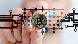 Bitcoin: стабилизация курса или продолжение падения? баннер